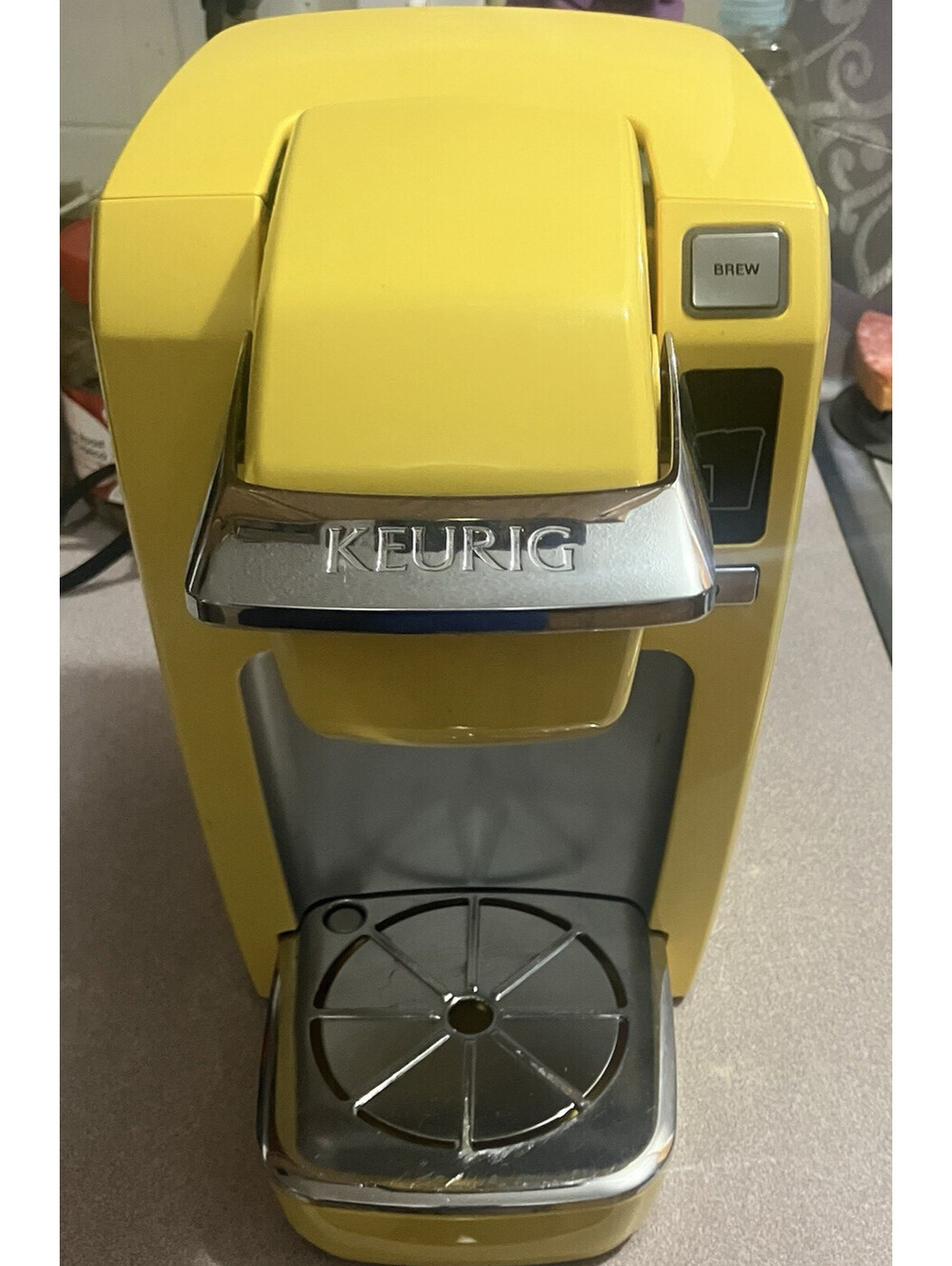 Keurig K10 B31 K-Cup Pod Coffee Maker Machine Single Serve Yellow Sunflower